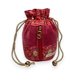 Valentino Garavani Red Floral Velvet Drawstring Makeup Accessory Pouch VLogo